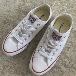 Womens Converse Sneakers - size 7